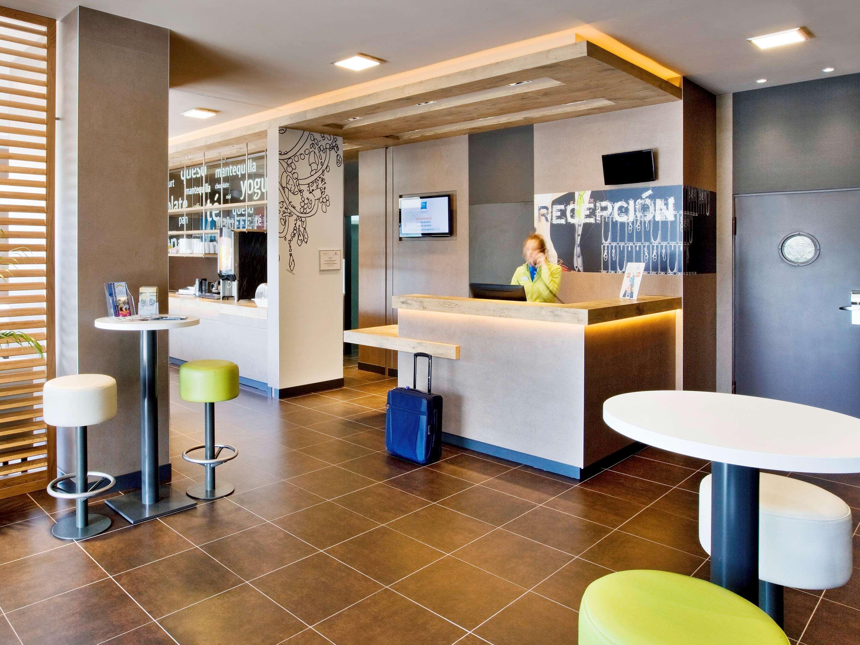 Ibis Budget Madrid Хетафе Екстериор снимка